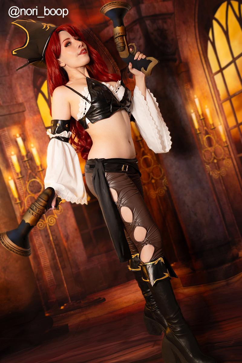 Omgcos LOL Miss Fortune Cosplay Outfit